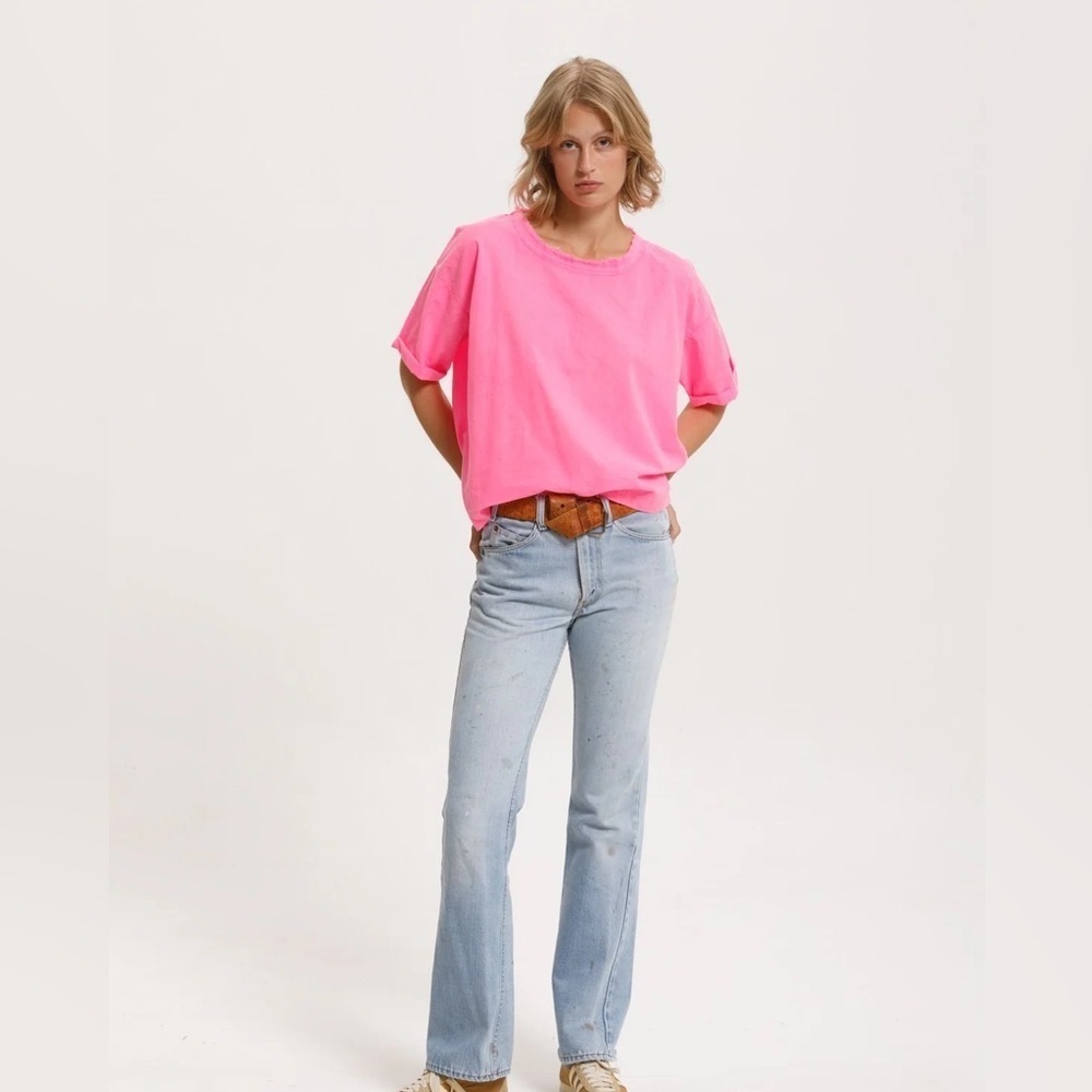 NWT Cali Dreaming Cali tee, XS, neon pink